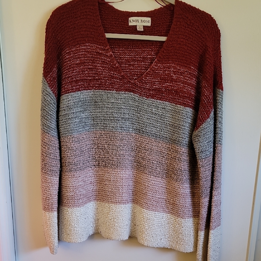 Knox Rose V-Neck Sweater Red Gray